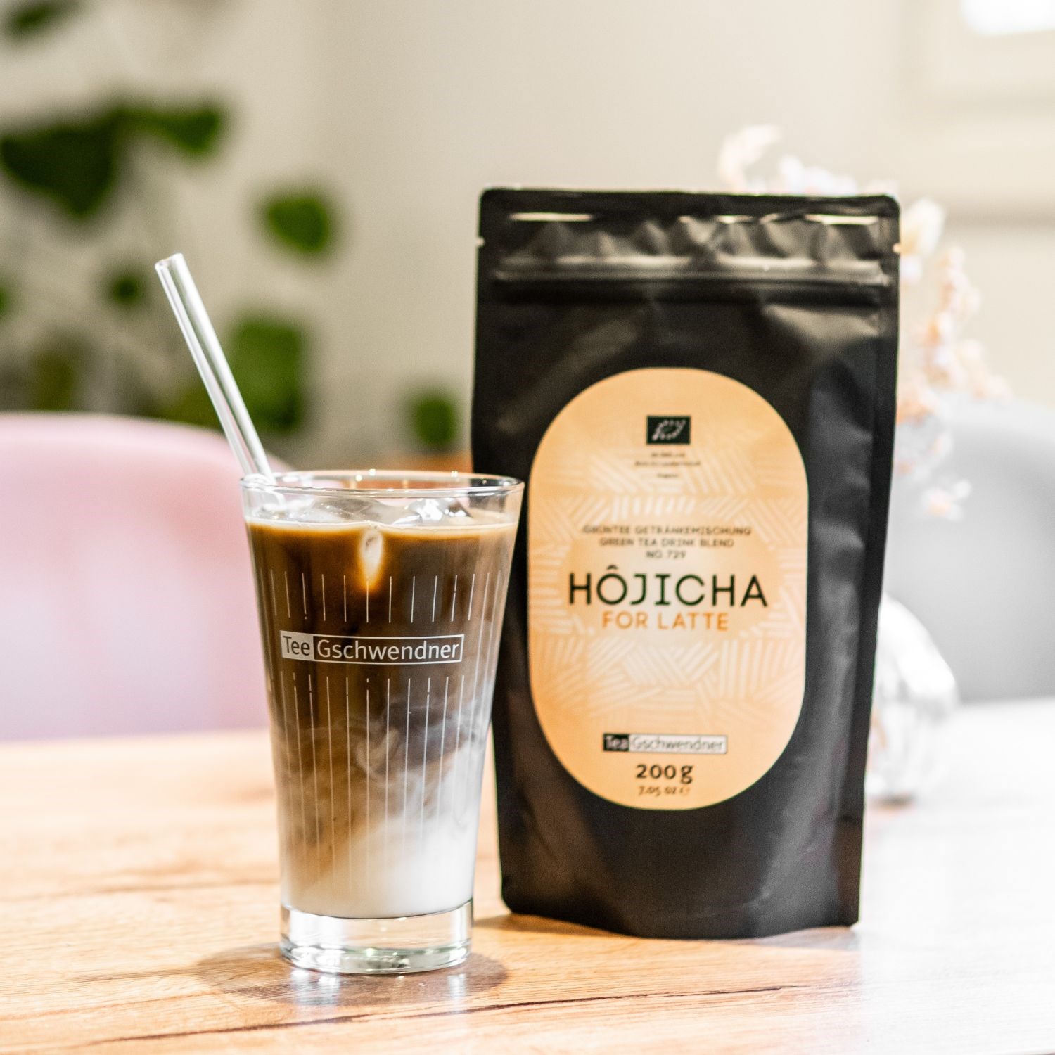 Eis-Hojicha-Latte mit Tee Gschwendner Hojicha