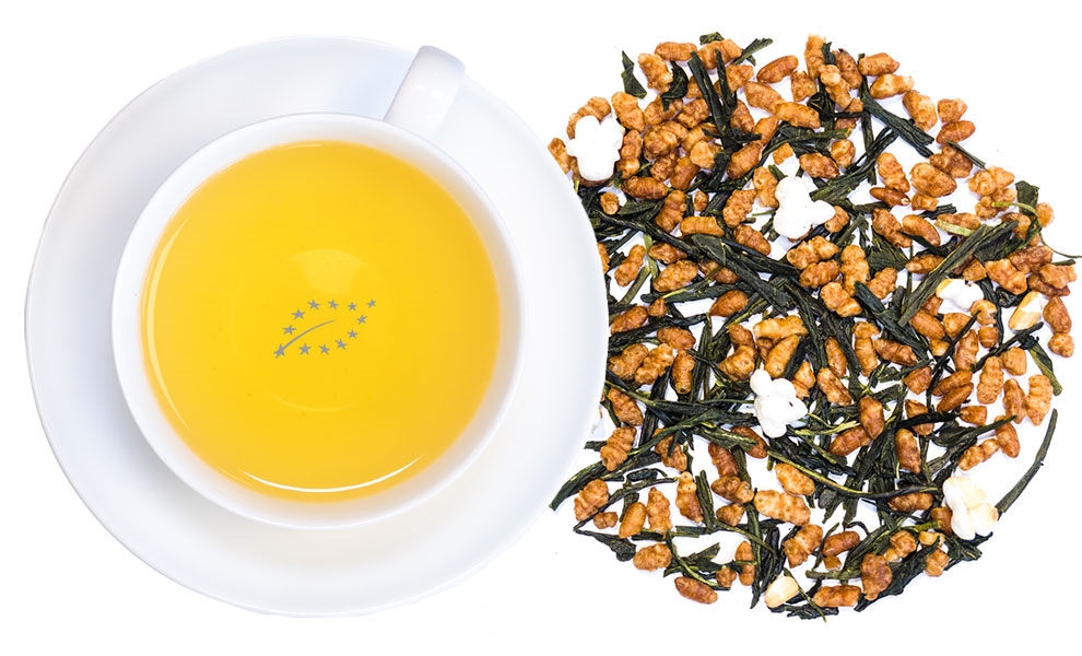 Tasse Genmaicha Tee mit grünem Tee und geröstetem Reis